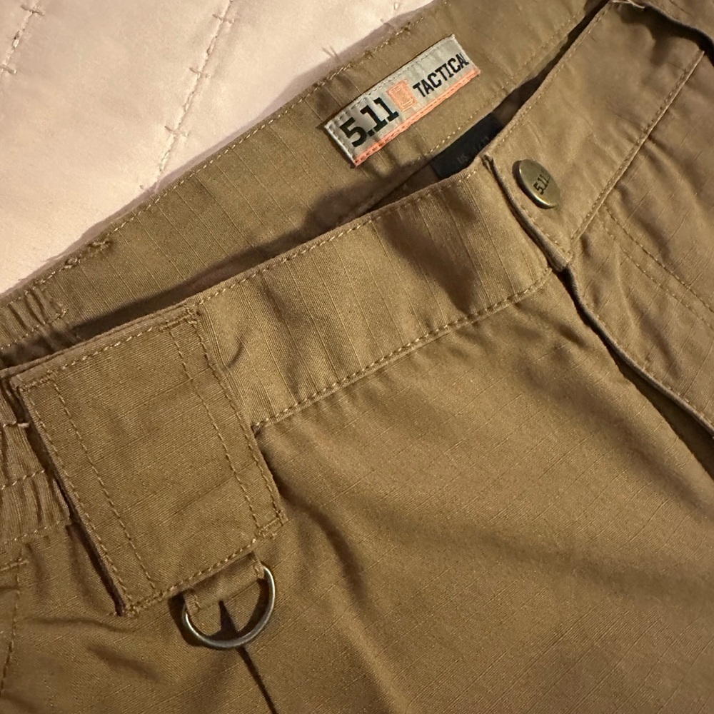 5.11 Tactical Men's Tan Cargo Pants Sz 36x30 - Picture 3 of 13